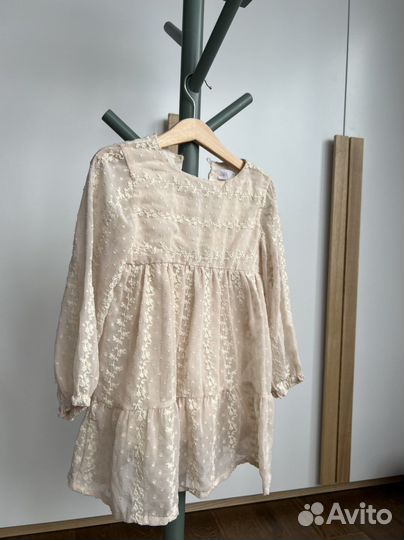 Платье zara для девочки 104