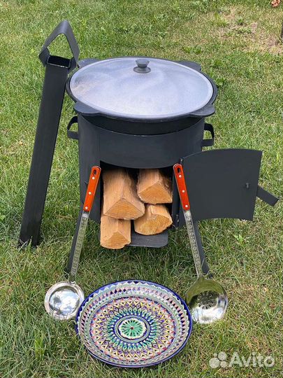 Казан и печь с трубой