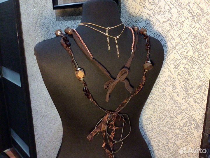 Бусы, браслеты