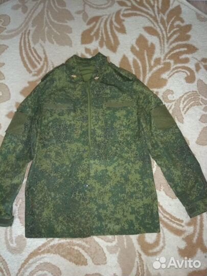 Продам костюм Цифра