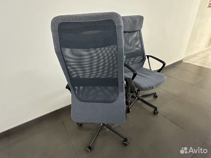 Компьютерное офисное кресло