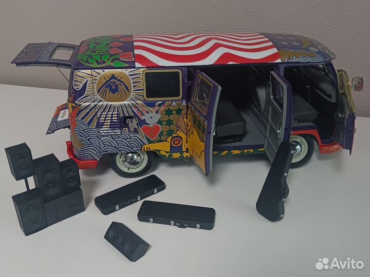 Sunstar 1:12 Volkswagen Woodstock Bus *не 1:18
