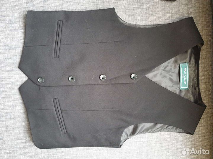 Жилет на мальчика 146-152