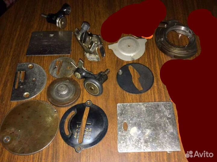 Запчасти от старых швейных машин