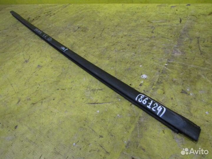 Молдинг двери Chevrolet Orlando 10-18 г 86124