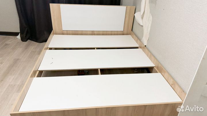 Кровать двухспальная бу