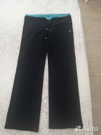 Спортивный костюм женский