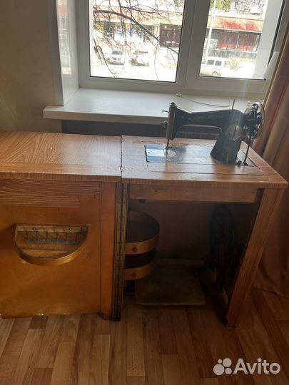 Швейная машинка