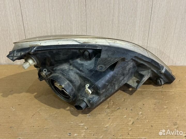 Фара левая Chery Tiggo T11 дефект