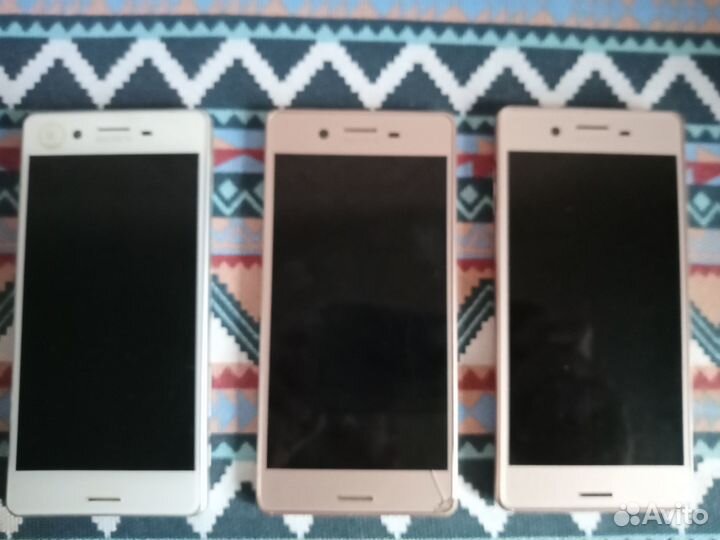 Sony Xperia X, 3/32 ГБ
