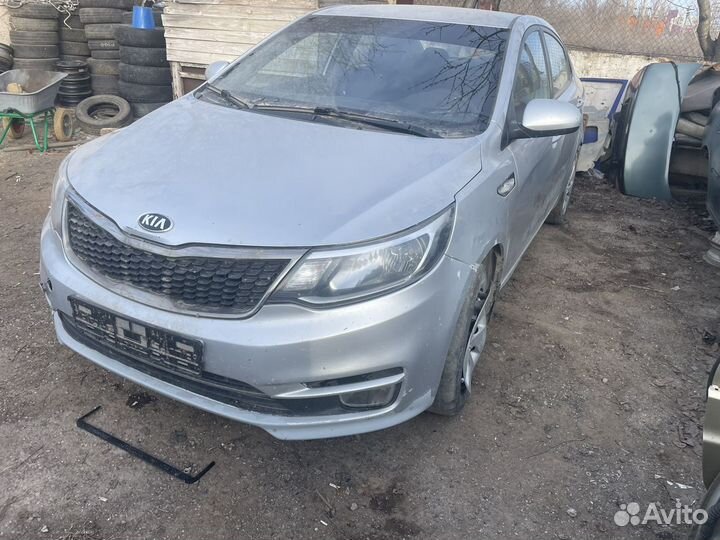 Крышка багажника kia rio 3