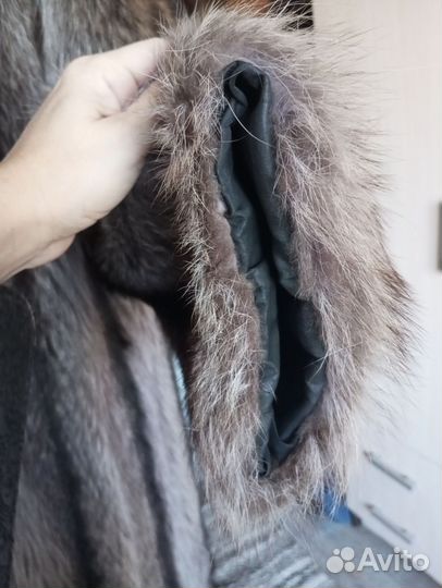 Шуба из меха енота