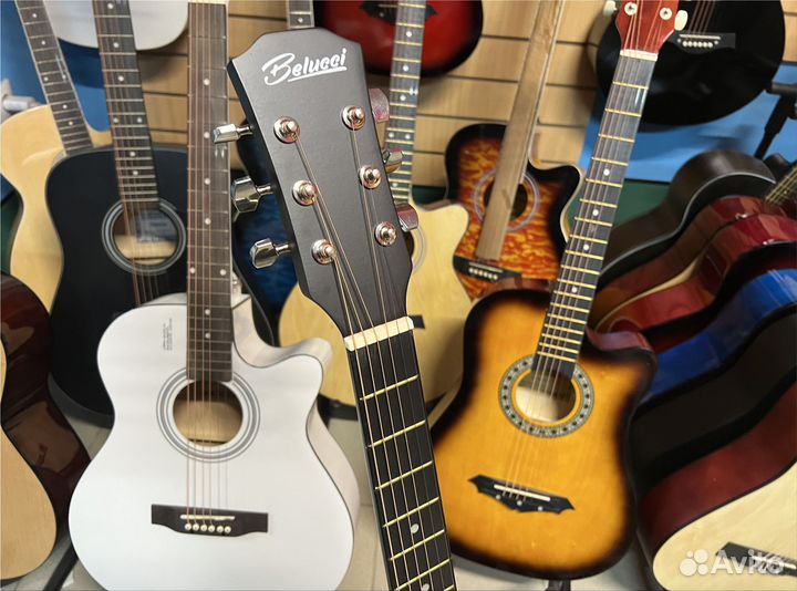 Гитара для обучения с комплектом