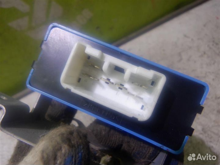 Блок электронный Тойота Хайлендер