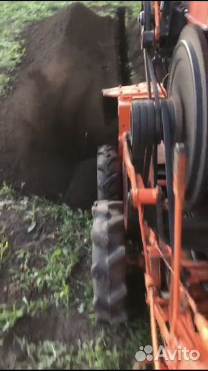Бара траншеекопатель