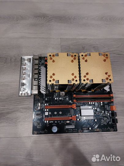 Материнская плата x79 Xeon E5 2689 2шт