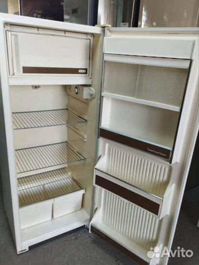 Холодильник однокамерный бу