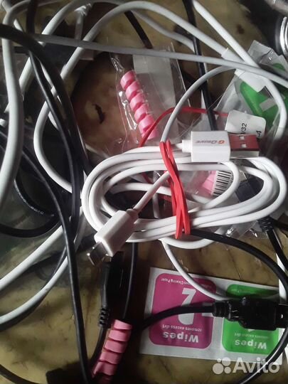 Кабель для зарядки телефона