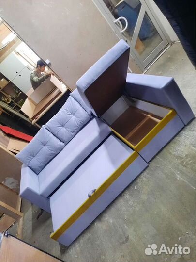 Угловой диван