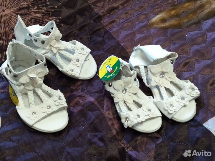 Сандали новые для девочки