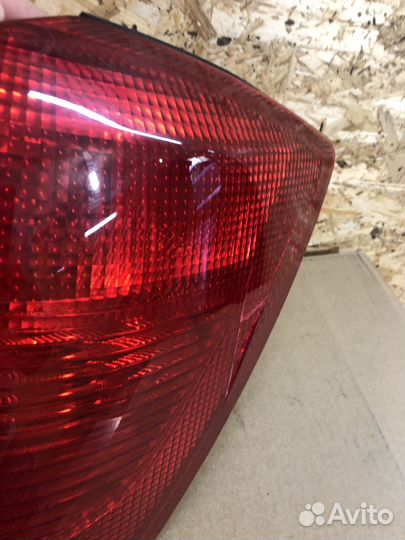 Задний правый фонарь шкода фабия
