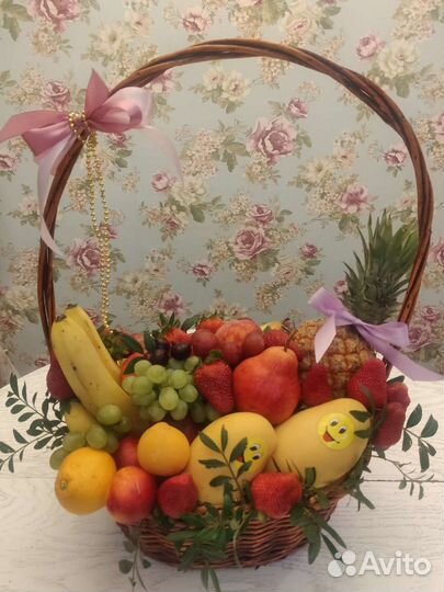 Фруктовая корзина супер подарок