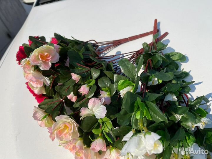 Искусственные цветы 