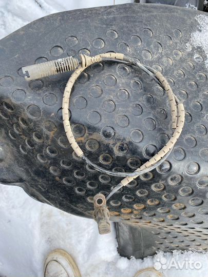 Датчик абс бмв е90 рест задний