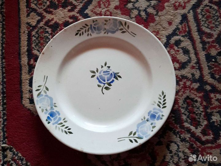 Продам тарелки