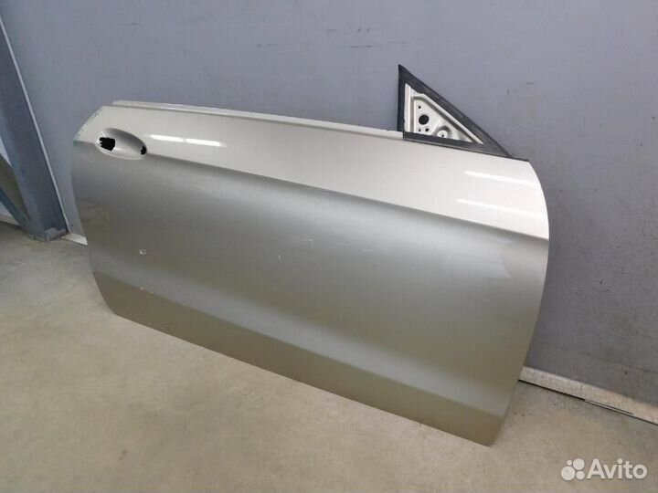 Дверь передняя правая Mercedes-Benz E-Class
