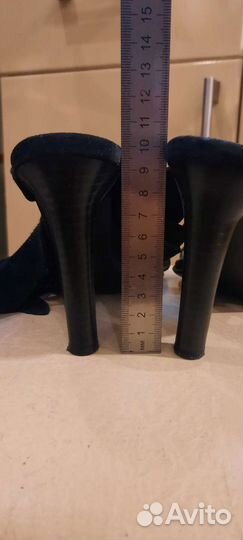 Босоножки женские