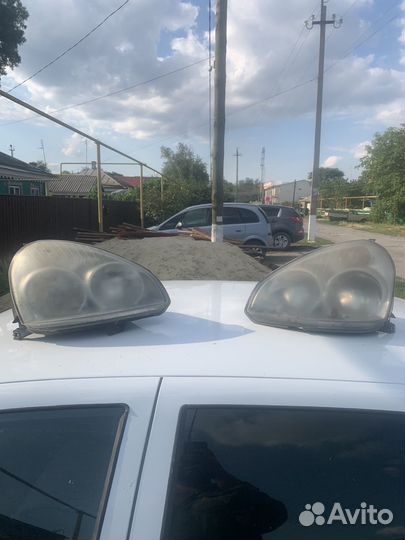 Передние фары на priora 1