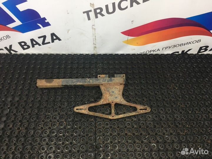 81252455199 Кронштейн крыла заднего левого