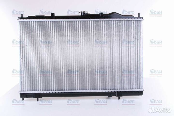 Радиатор охлаждения двс mitsubishi colt (1996) 1.3