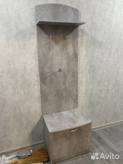 Вешалка напольная в прихожую