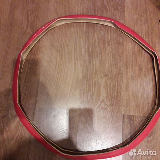 Продам покрышку