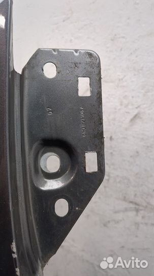 Крыло правое переднее Volkswagen Polo