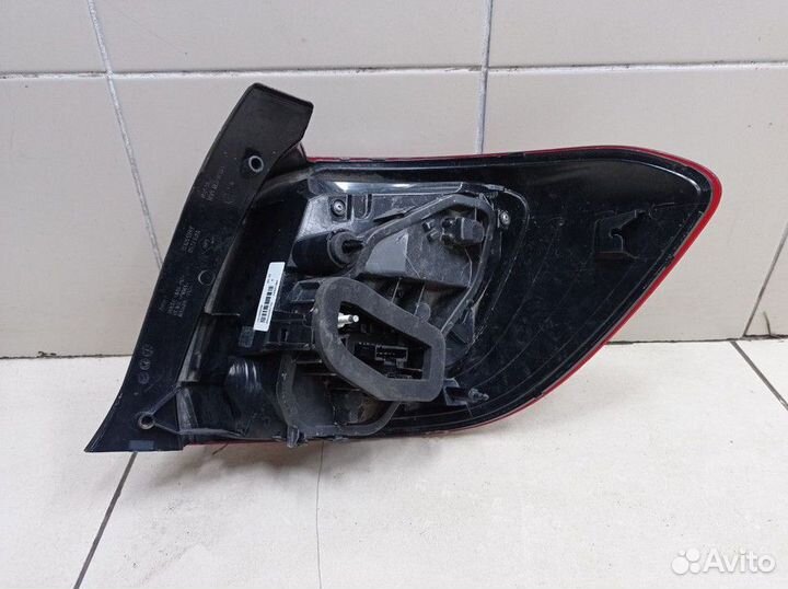 Фонарь задний левый Renault Sandero