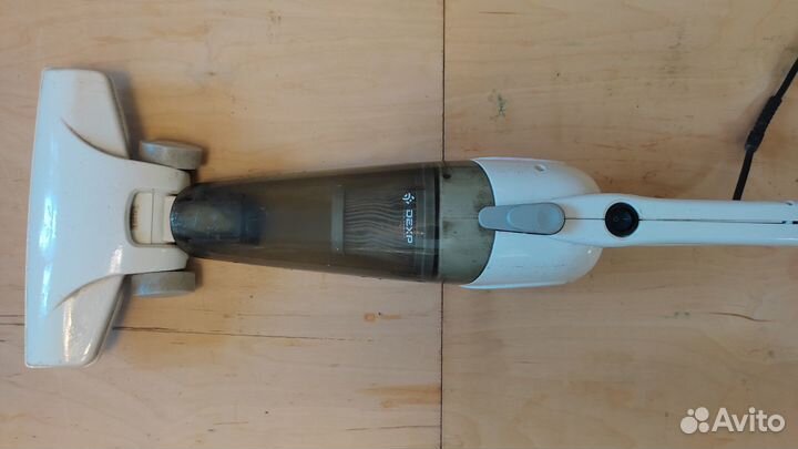 Пылесос вертикальный dexp M-800V