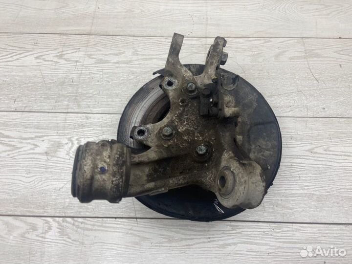 Кулак задний левый Honda Civic 8 LDA2 2007