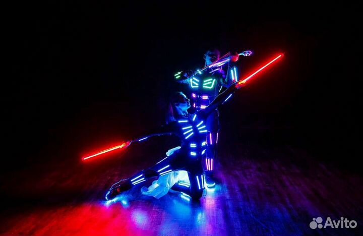 Световое шоу со скрипкой