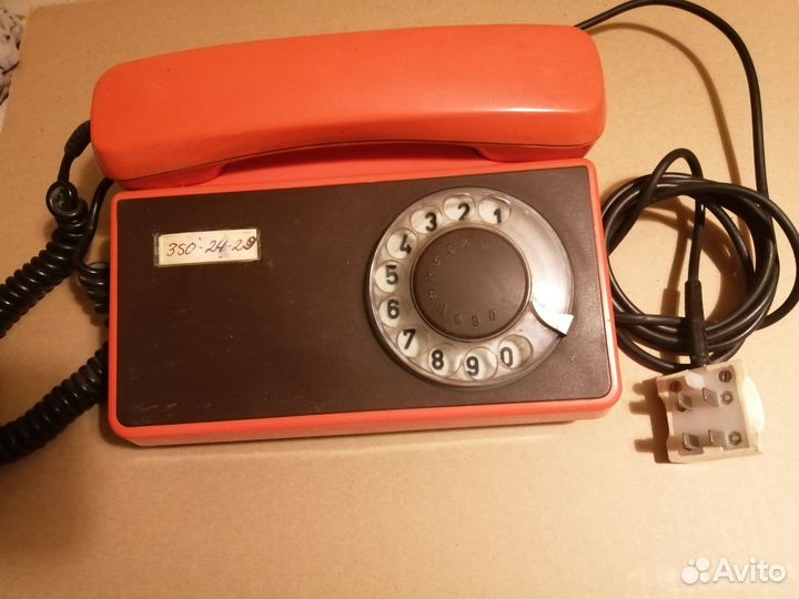 Дисковый телефон