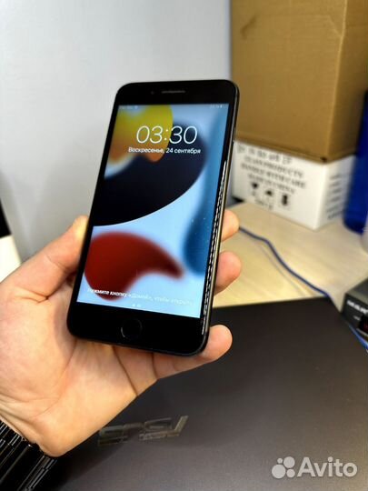 iPhone 8 Plus 64GB