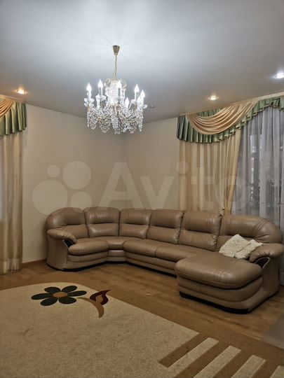 3-к. квартира, 122,1 м², 1/3 эт.