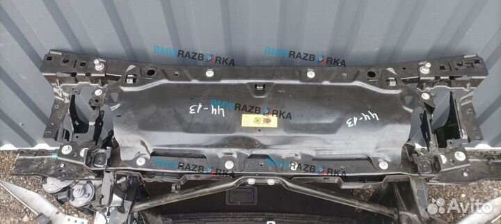 Передняя панель (телевизор) BMW i5 G60 2024