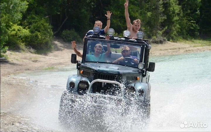 Джиппинг с шашлыком, вином и чачей