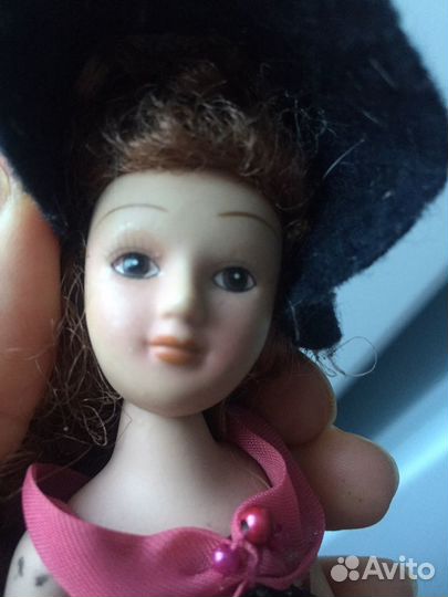 Кукла фарфоровая шарнирная