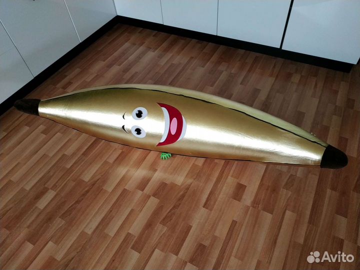 Надувной банан