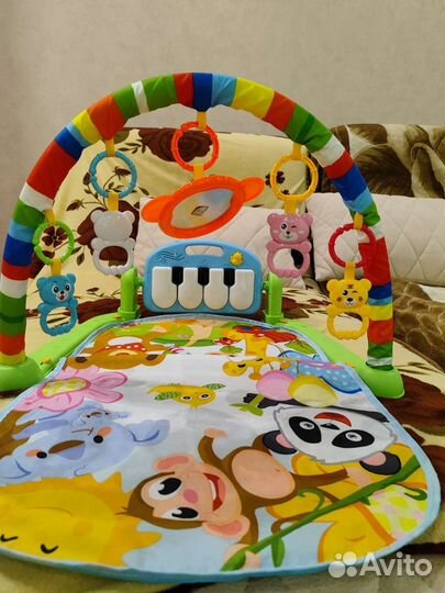 Развивающий коврик