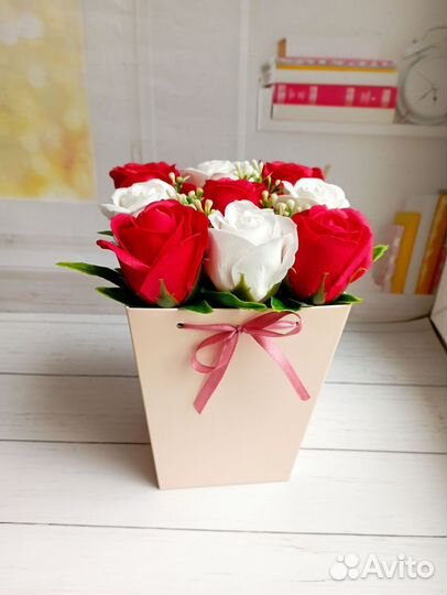 Букеты из мыльных роз